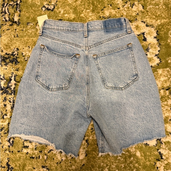 Abercrombie The 7” Dad Short NWT curve love - Picture 4 of 4